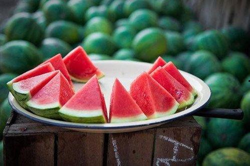 孕期吃蜜瓜视频,孕期吃蜜瓜的好处与注意事项