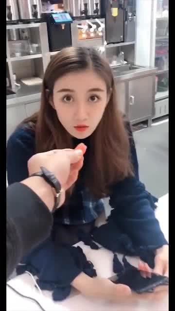 吃瓜奶茶妹放假