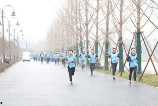 武汉东湖操场得吃瓜