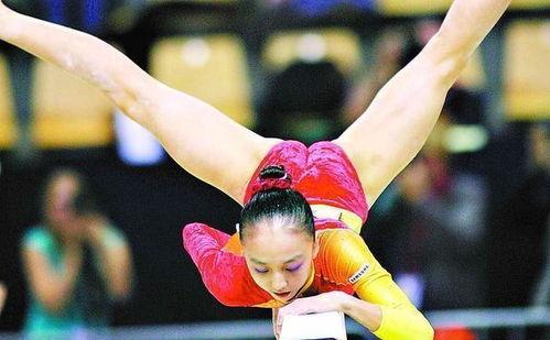 体操队长吃瓜视频,揭秘背后惊人真相